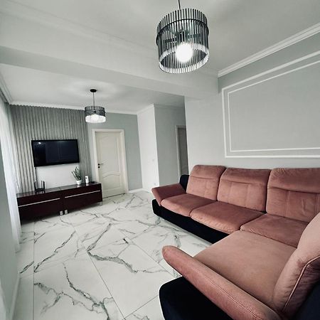 Sofiapartment Орадя Экстерьер фото