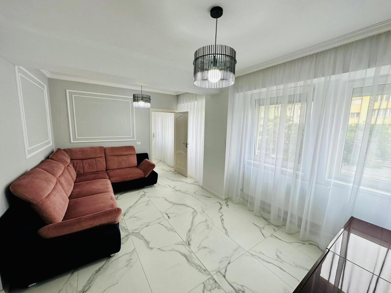 Sofiapartment Орадя Экстерьер фото