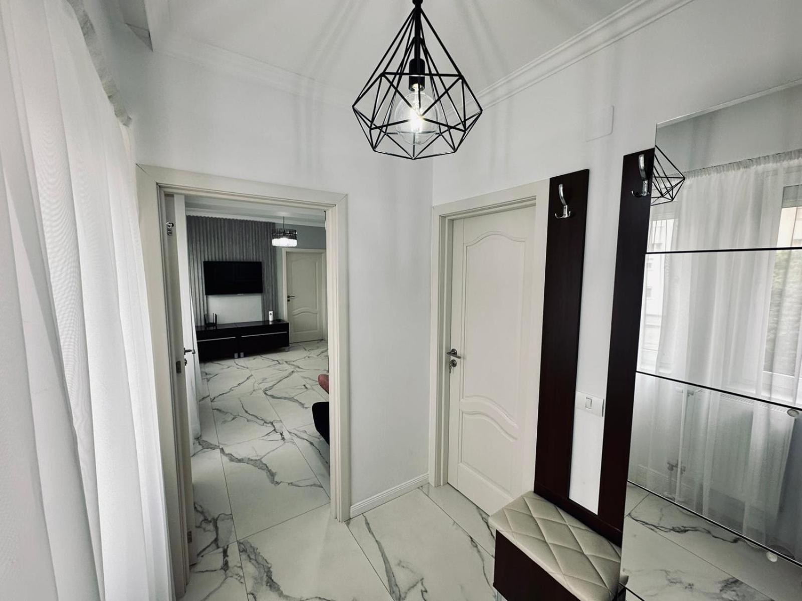 Sofiapartment Орадя Экстерьер фото