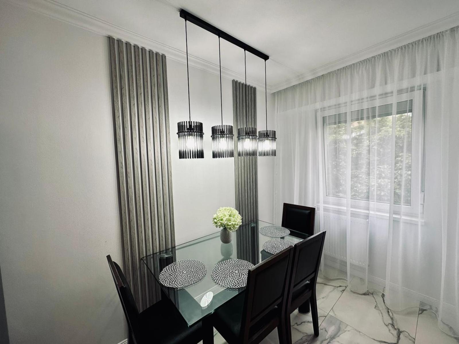 Sofiapartment Орадя Экстерьер фото